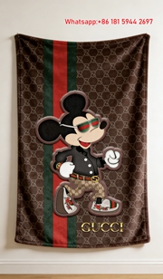 Gucci Cool Mickey throw Blanket Gucci Swag Mickey Tapestry IMG_2731